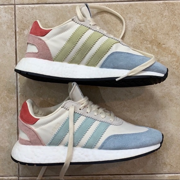 adidas iniki love unites